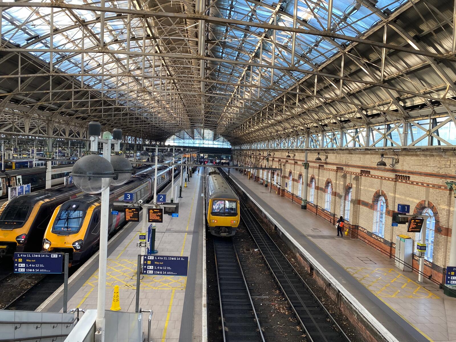 マンチェスターピカデリー駅構内