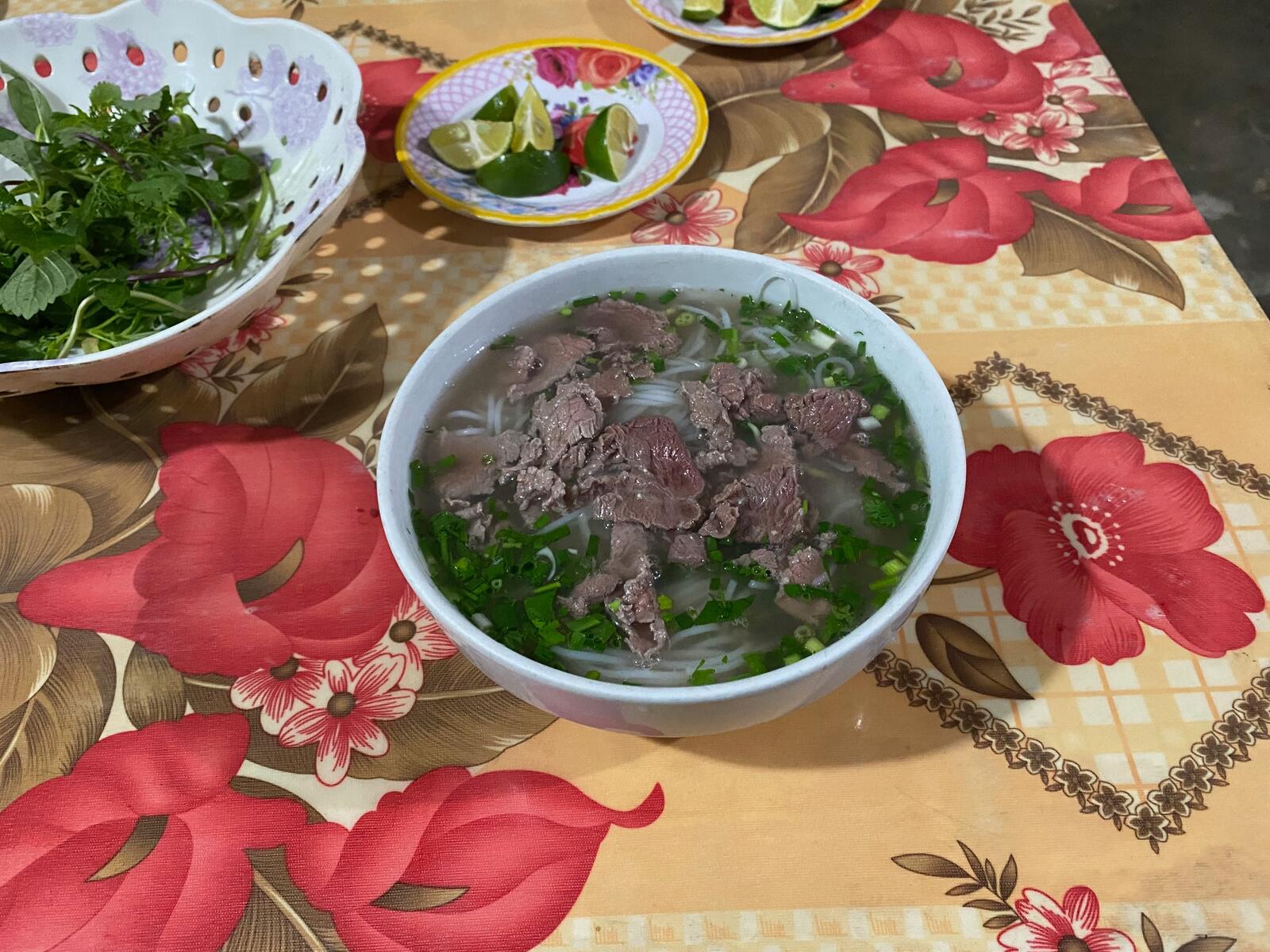 ▲食事休憩 牛肉のフォー