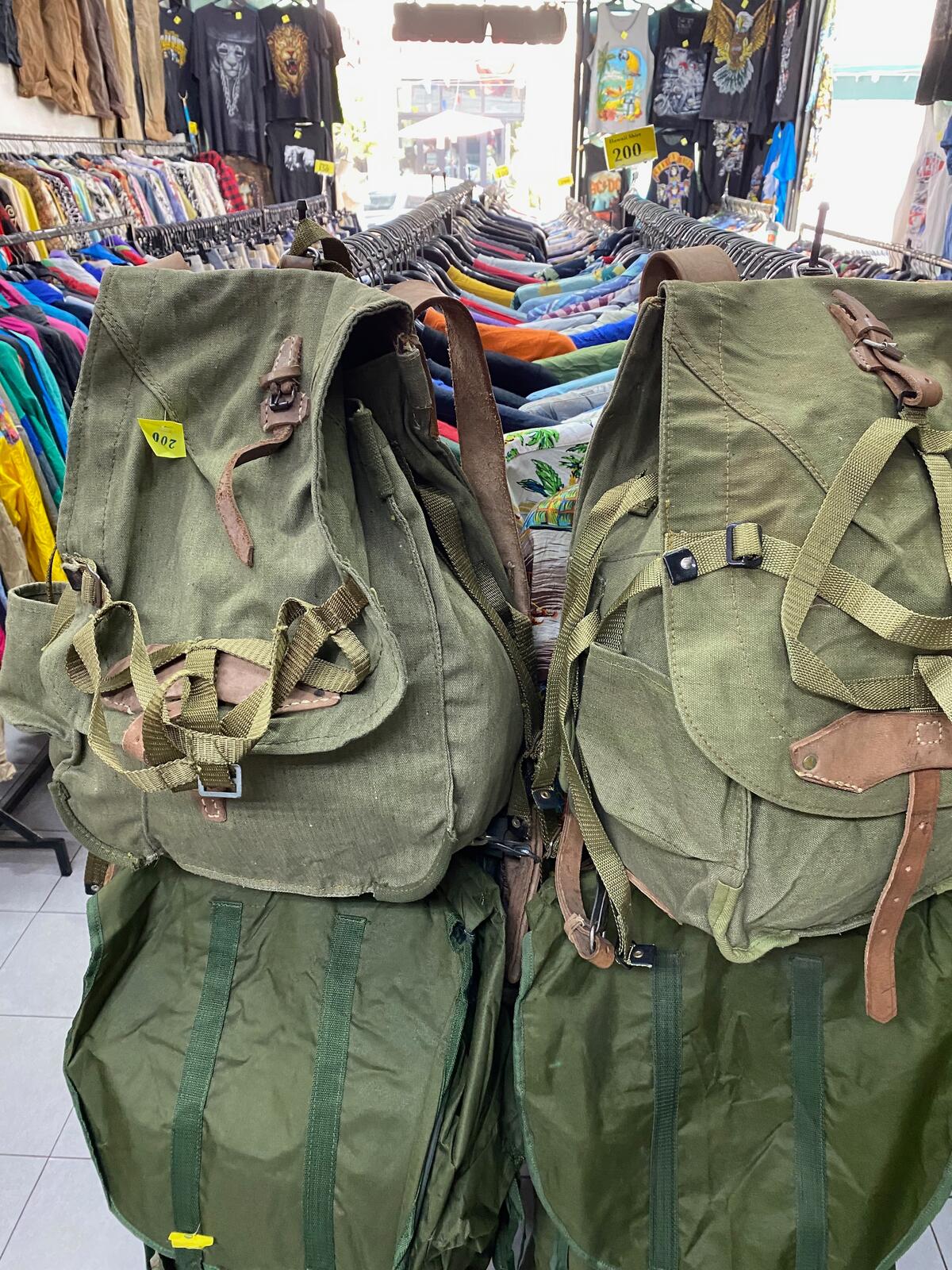 ▲ルーマニア軍のバックパック｡日本での相場と比べるとだいぶ安い｡